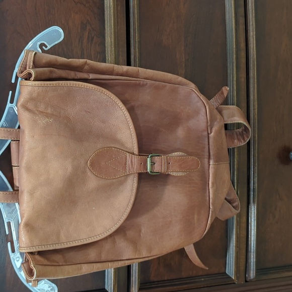Leather backpack - Picture 5 of 7